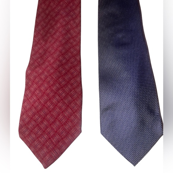 EUC Giorgio Armani Made in Italy Red Blue Men's Silk Neck Ties Luxury Designer - Picture 1 of 8